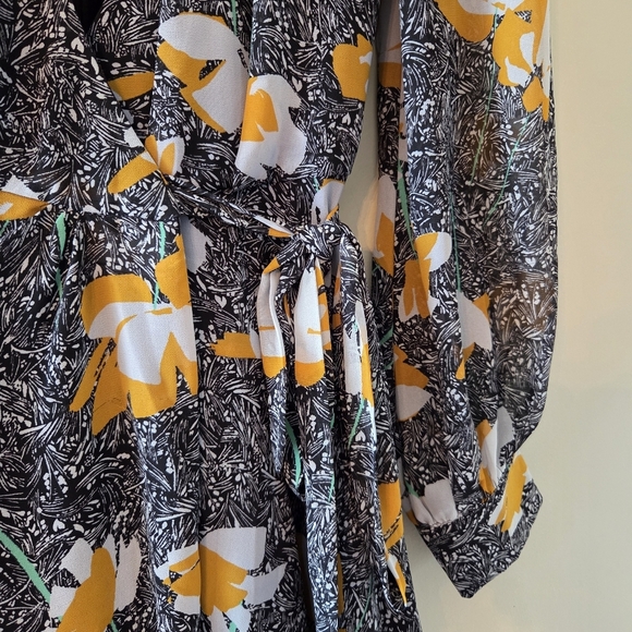 Anthropologie ASTR the label Women's Long Sleeve Aja Mini Wrap Dress Size Small - Picture 14 of 16